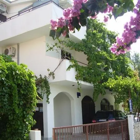 In Okrug Gornji With Sea View, Balcony, Air Conditioning, Wifi 5106-1 Apartment Trogir